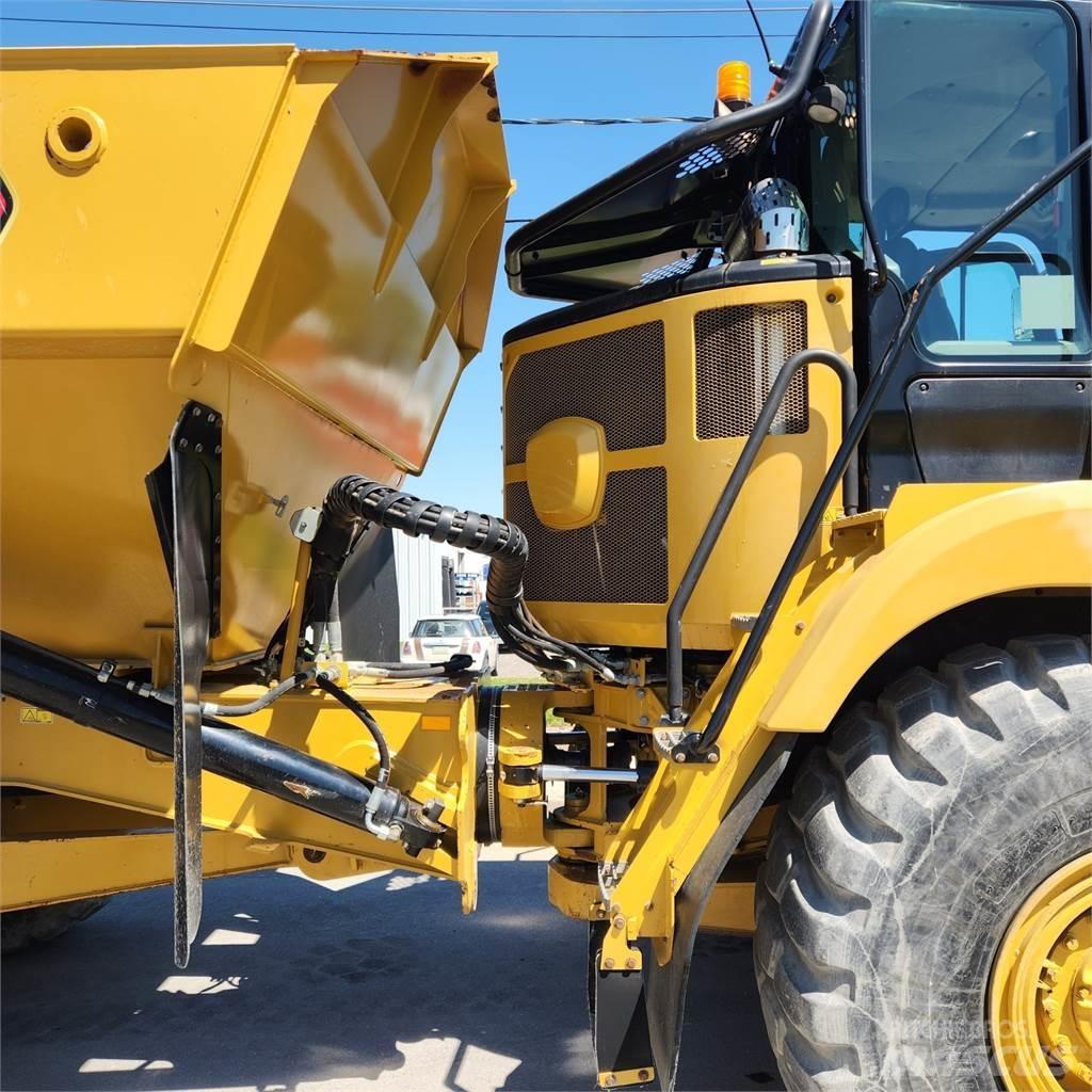 CAT 730 Zglobni damperi