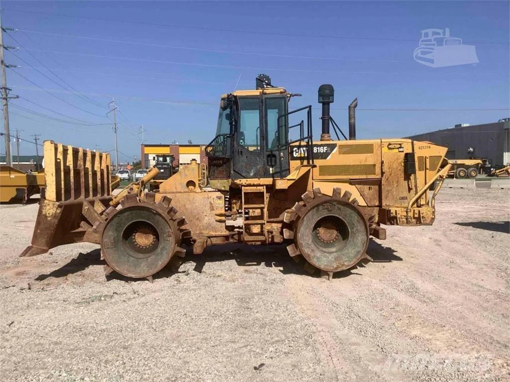 CAT 816F II Nabijači zemlje