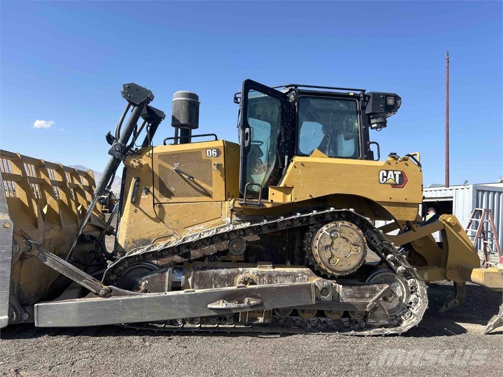 CAT D6 Buldožeri guseničari