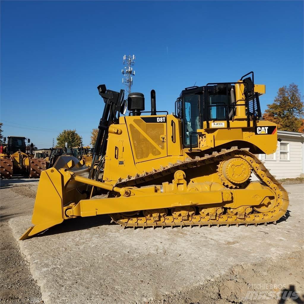 CAT D8T Buldožeri guseničari