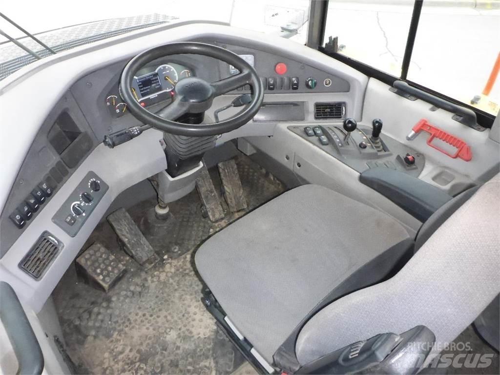 Volvo A25G Zglobni damperi
