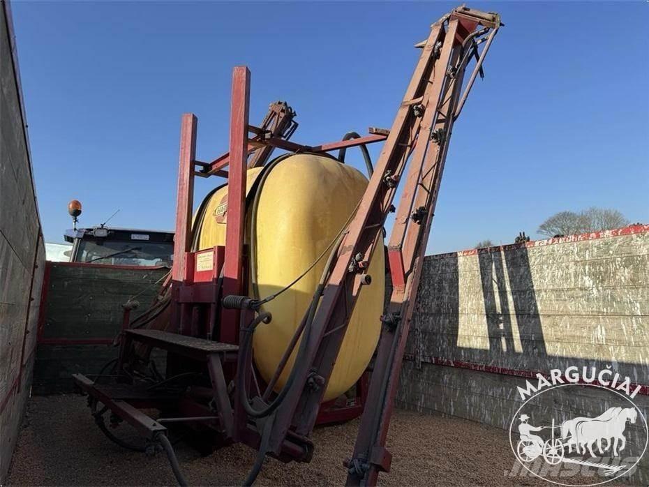 Hardi 1000 ltr., 12 m. Ostale poljoprivredne mašine