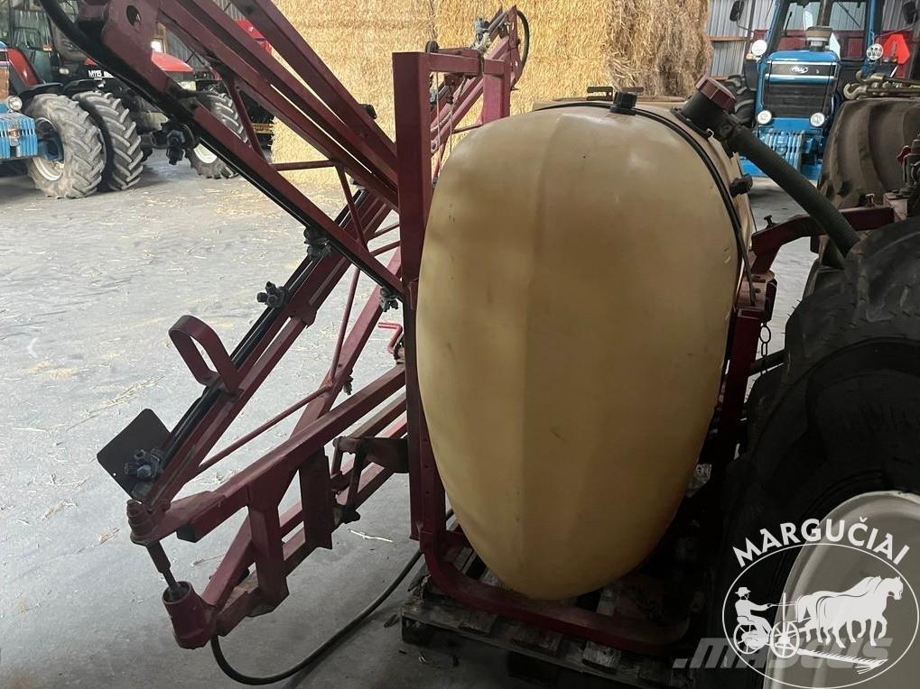 Hardi 800 ltr., 12 m. Ostale poljoprivredne mašine