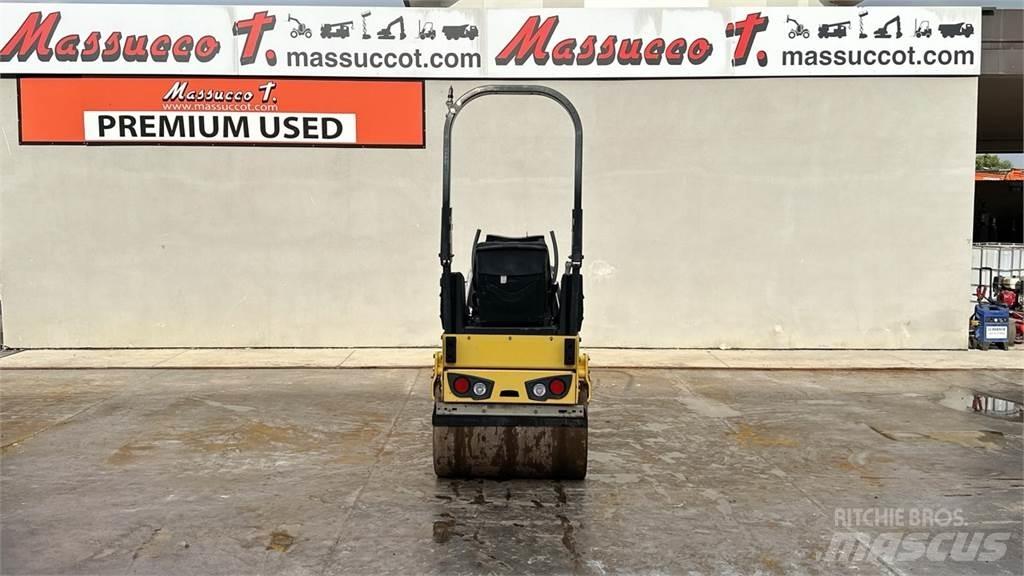 Bomag BW90 AD-5 Nabijači zemlje