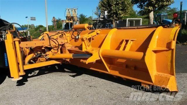 Case IH MXM190 Snežne daske i plugovi