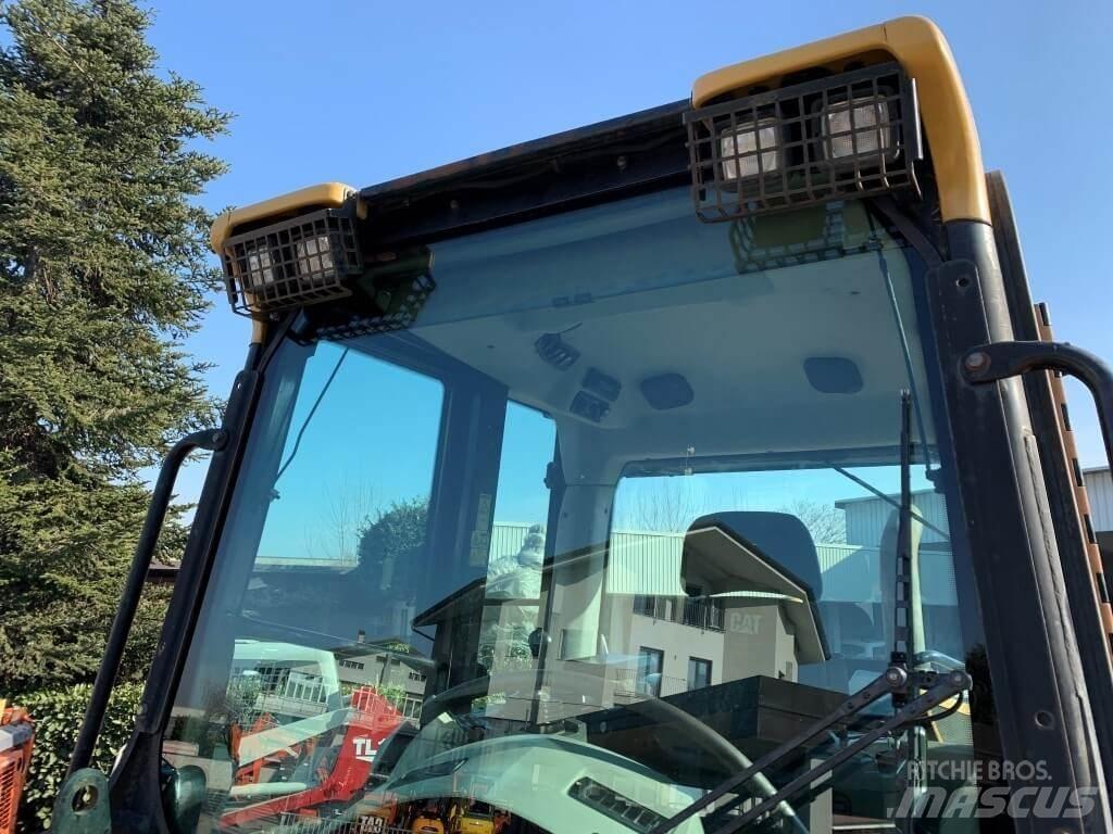 CAT 963D Utovarivači na točkove