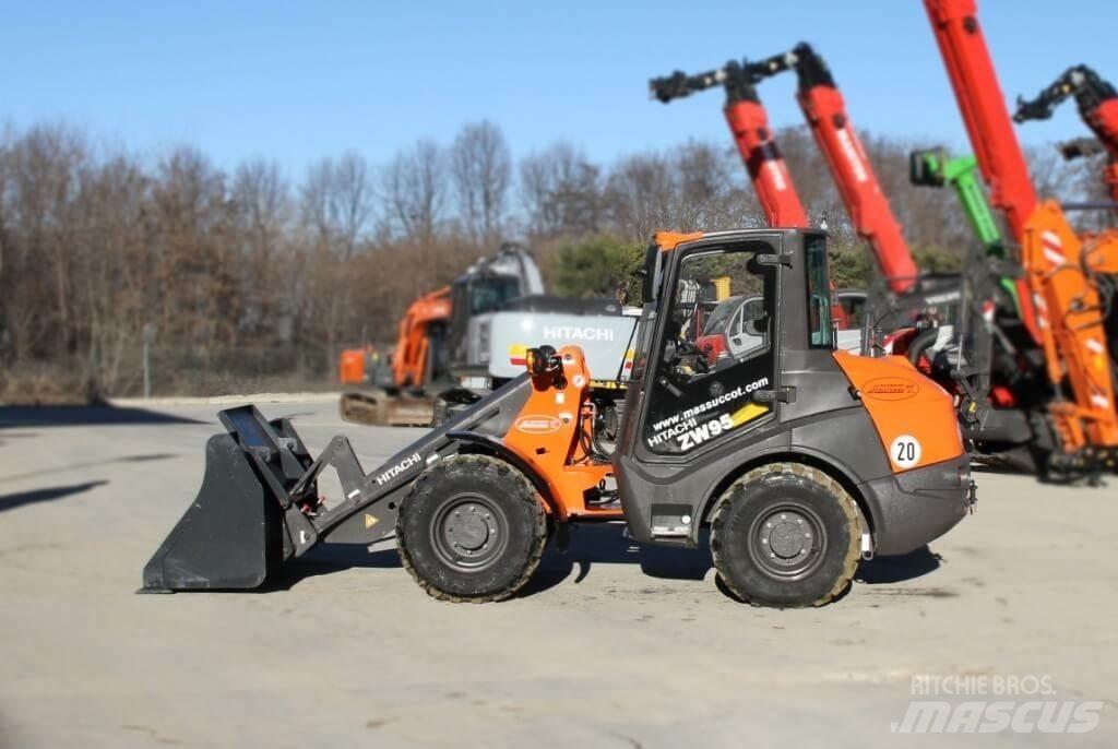 Hitachi ZW95 Utovarivači na točkove
