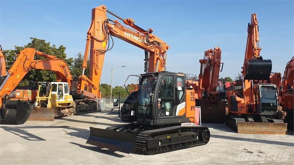 Hitachi ZX135US-7 Midi bageri 7t – 12t