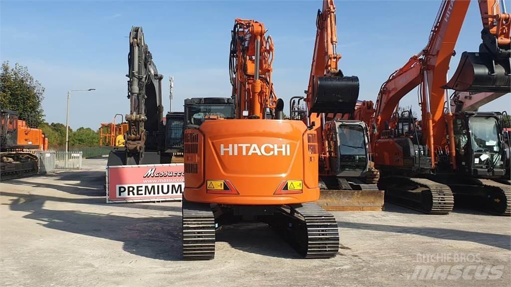 Hitachi ZX135US-7 Midi bageri 7t – 12t