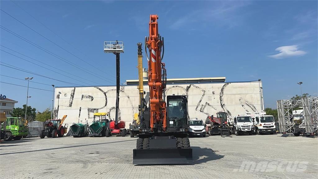 Hitachi ZX220W-7 Bageri točkaši