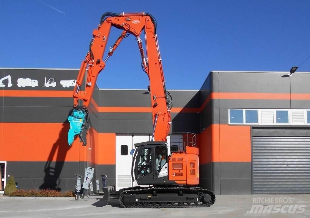 Hitachi ZX225-US6 Bageri guseničari