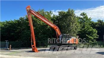 Hitachi ZX250LCN-7 Bageri guseničari