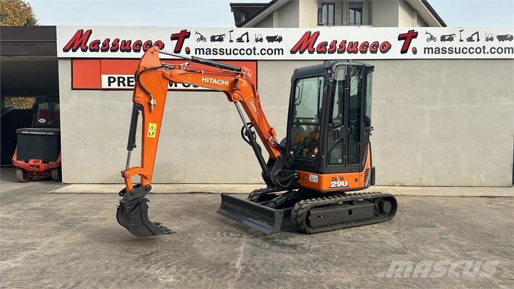 Hitachi ZX29U-3 CLR Mini bageri < 7t