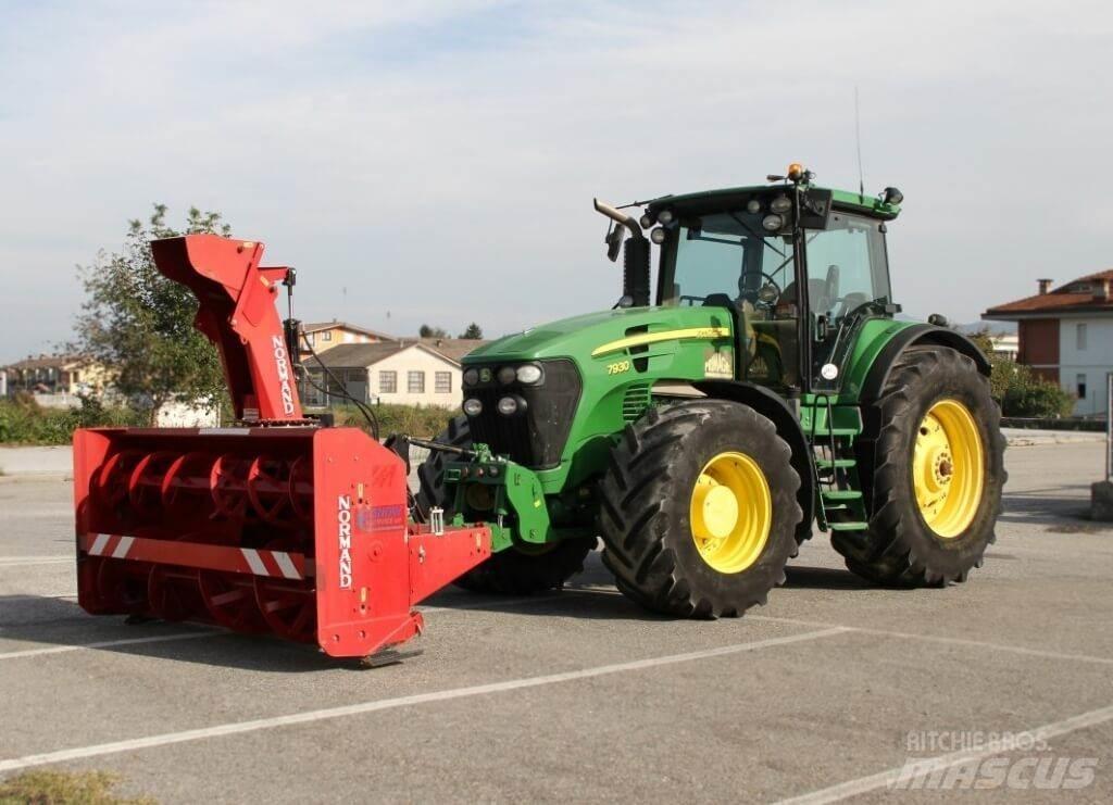 John Deere 7930 4X4 Snežne daske i plugovi