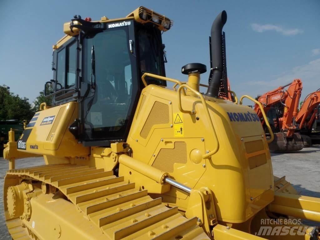 Komatsu D61 EXi Buldožeri guseničari