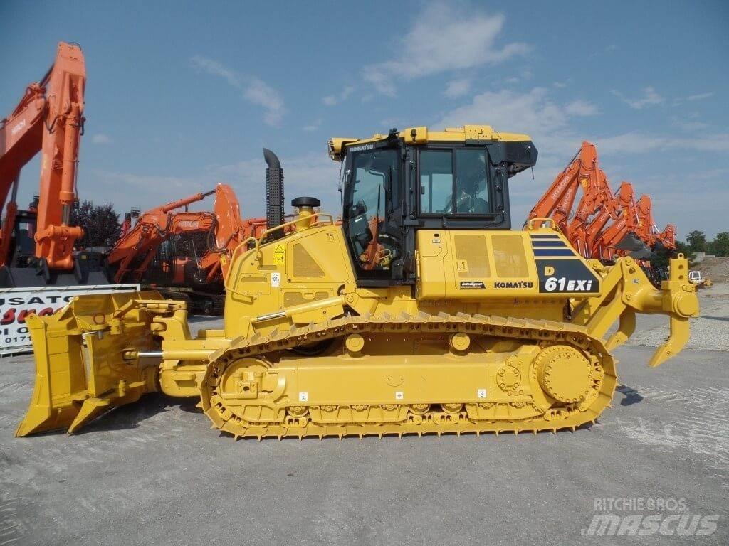 Komatsu D61 EXi Buldožeri guseničari