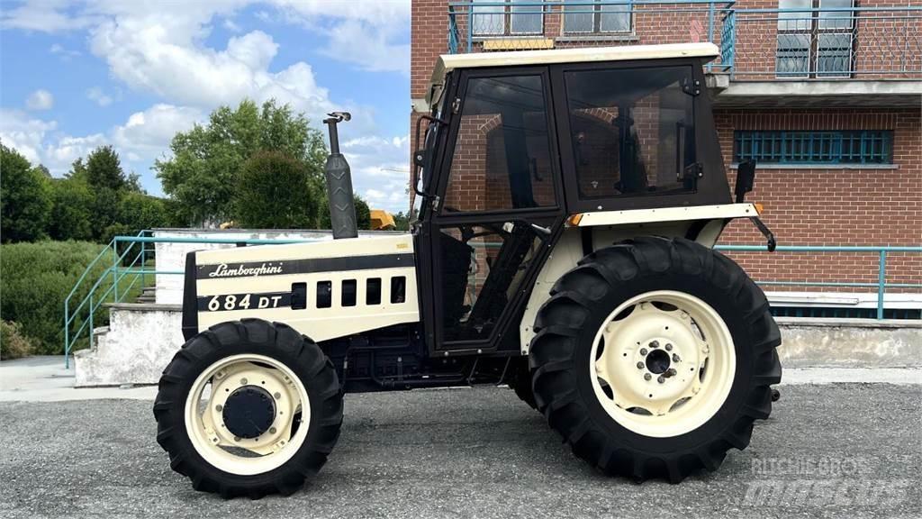 Lamborghini 684 DT Snežne daske i plugovi