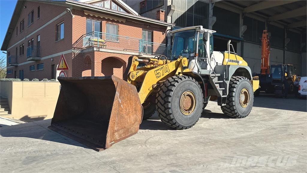 Liebherr L574 Utovarivači na točkove