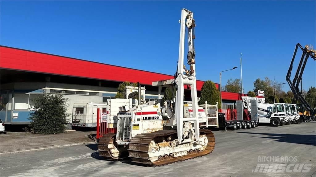 Liebherr RL 22 B Oprema za cevovod