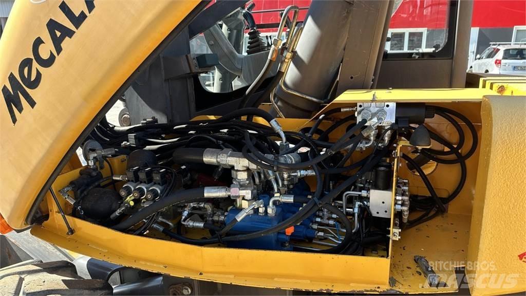 Mecalac 10MSX 4X4 Bageri točkaši