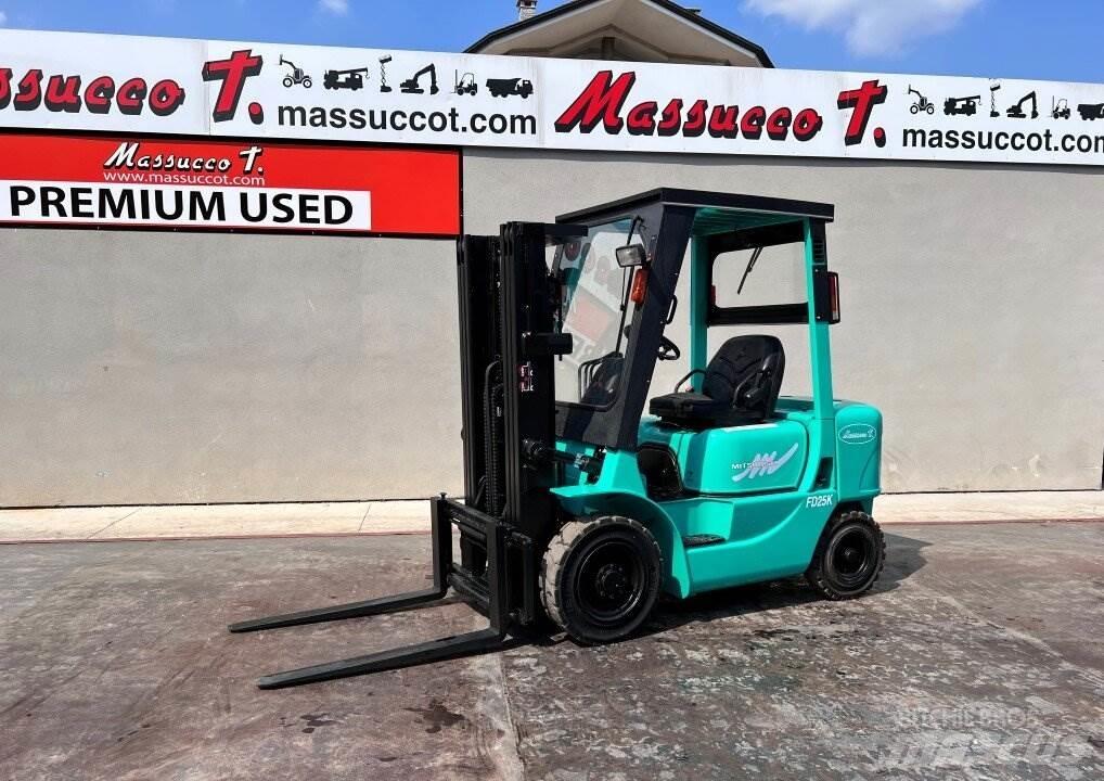Mitsubishi FD25K Dizelski viljuškari