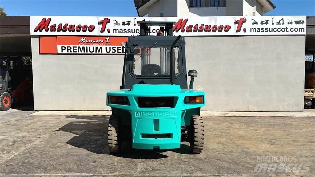 Mitsubishi FD70 Dizelski viljuškari