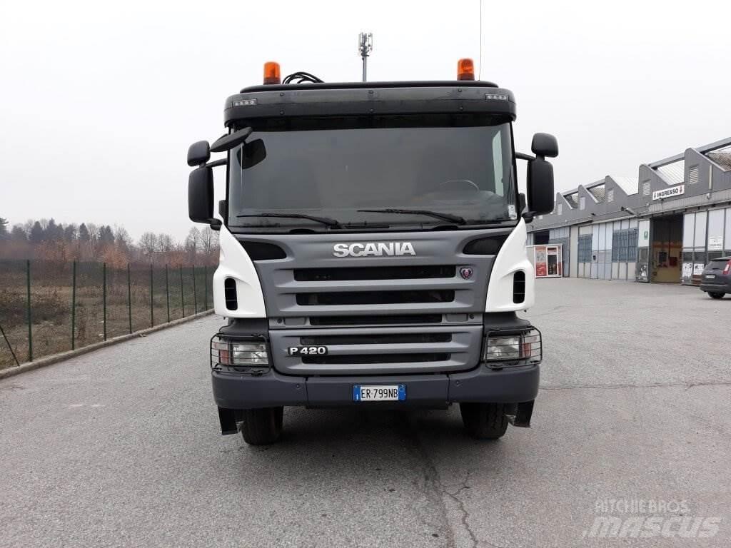 Scania P420 8X4 Ostali kamioni