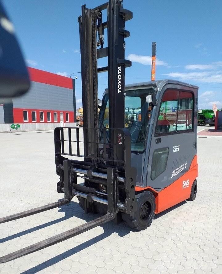 Toyota 8FBMT30 Električni viljuškari