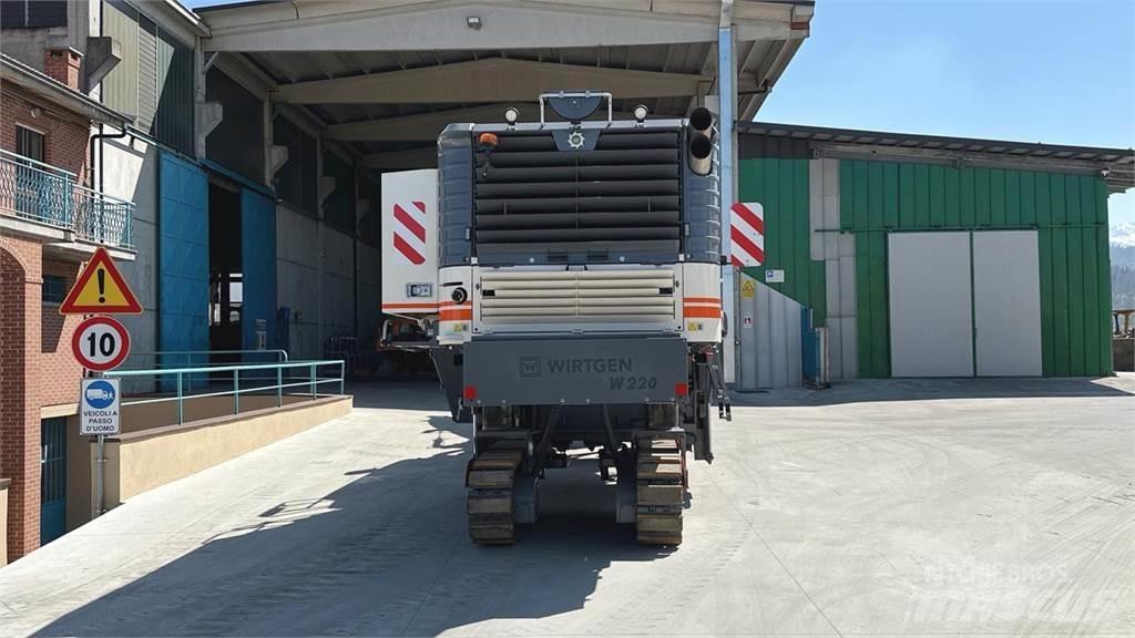 Wirtgen W220 Freze za asfalt