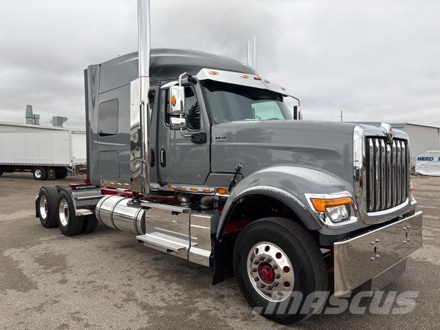 International HX Tegljači