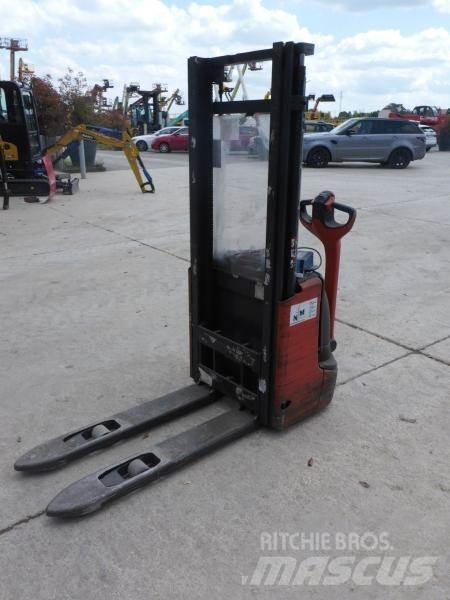 Fenwick L10 Ručni električni viljuškar