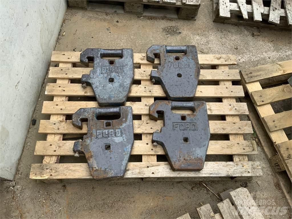  4 x Ford Weights Ostale poljoprivredne mašine