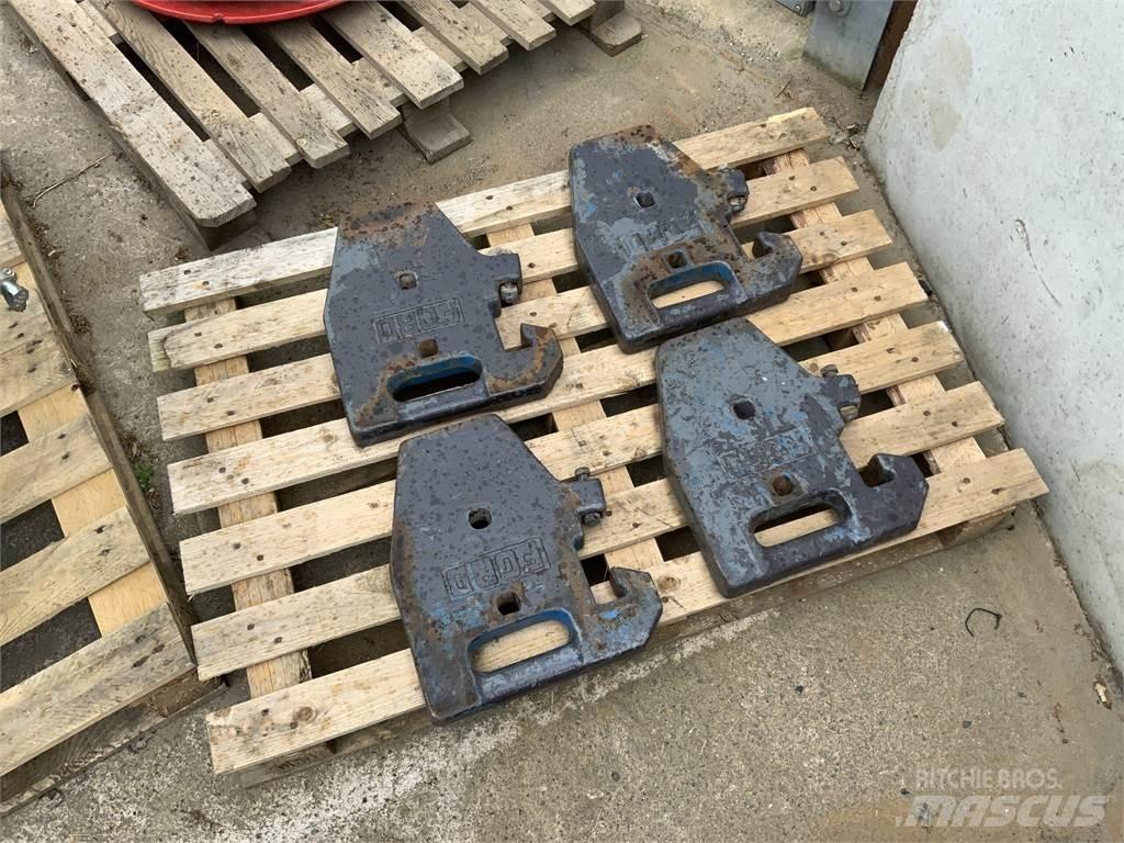  4 x Ford Weights Ostale poljoprivredne mašine