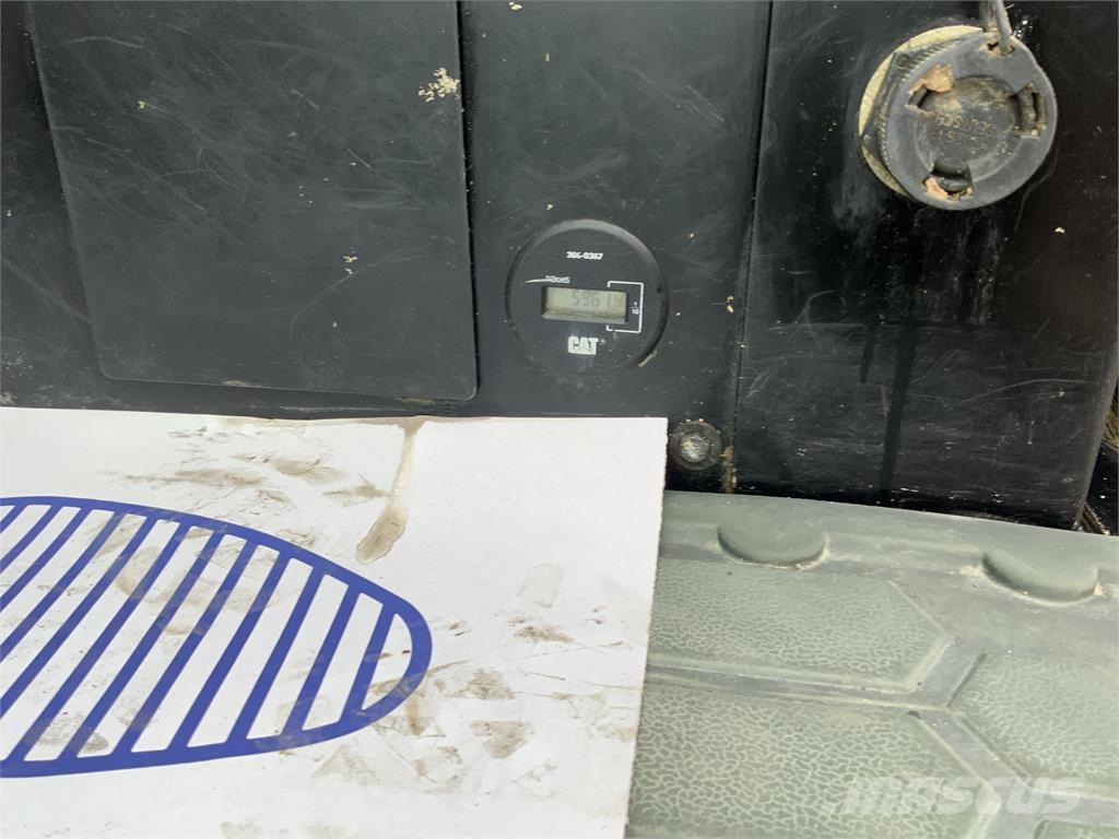 CAT 308 E2CR Digger Ostale poljoprivredne mašine