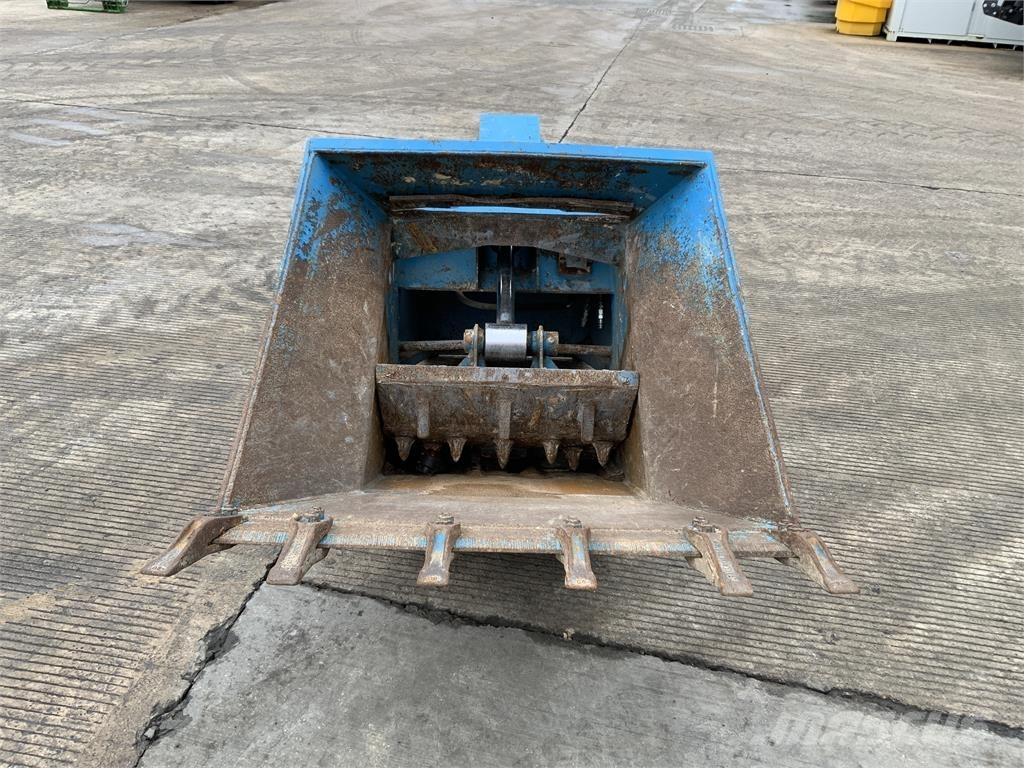  Crusher Bucket Ostale poljoprivredne mašine
