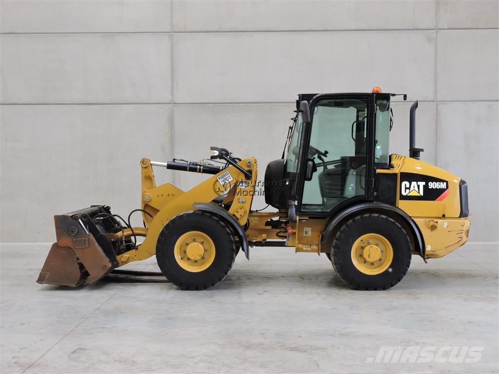 CAT 906M + FORK Utovarivači na točkove