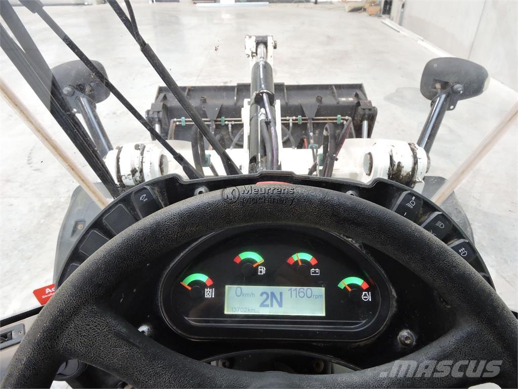 CAT 908M + FORK Utovarivači na točkove
