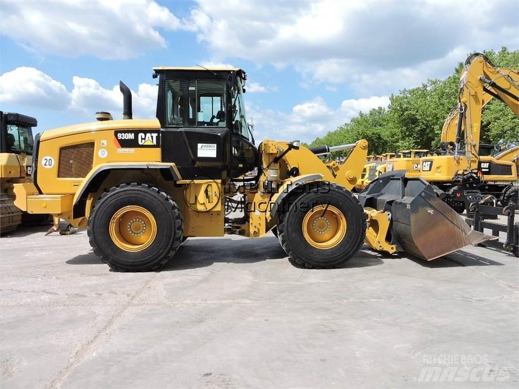 CAT 930M Utovarivači na točkove