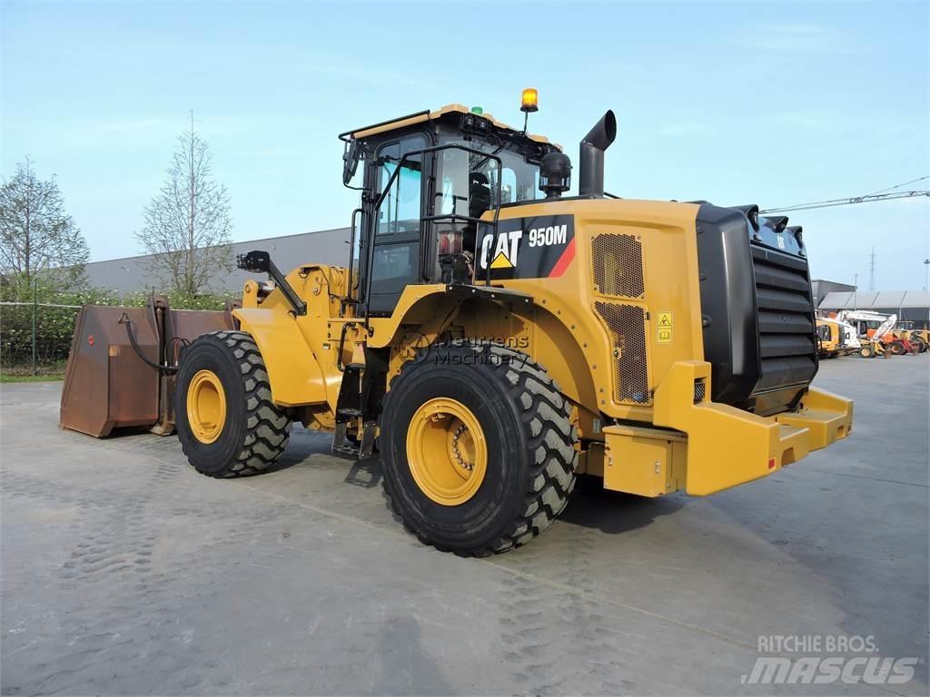 CAT 950M Utovarivači na točkove