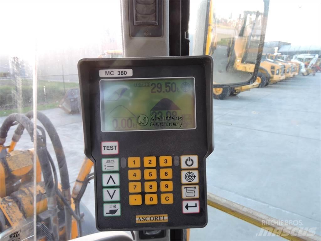 JCB 436B Utovarivači na točkove