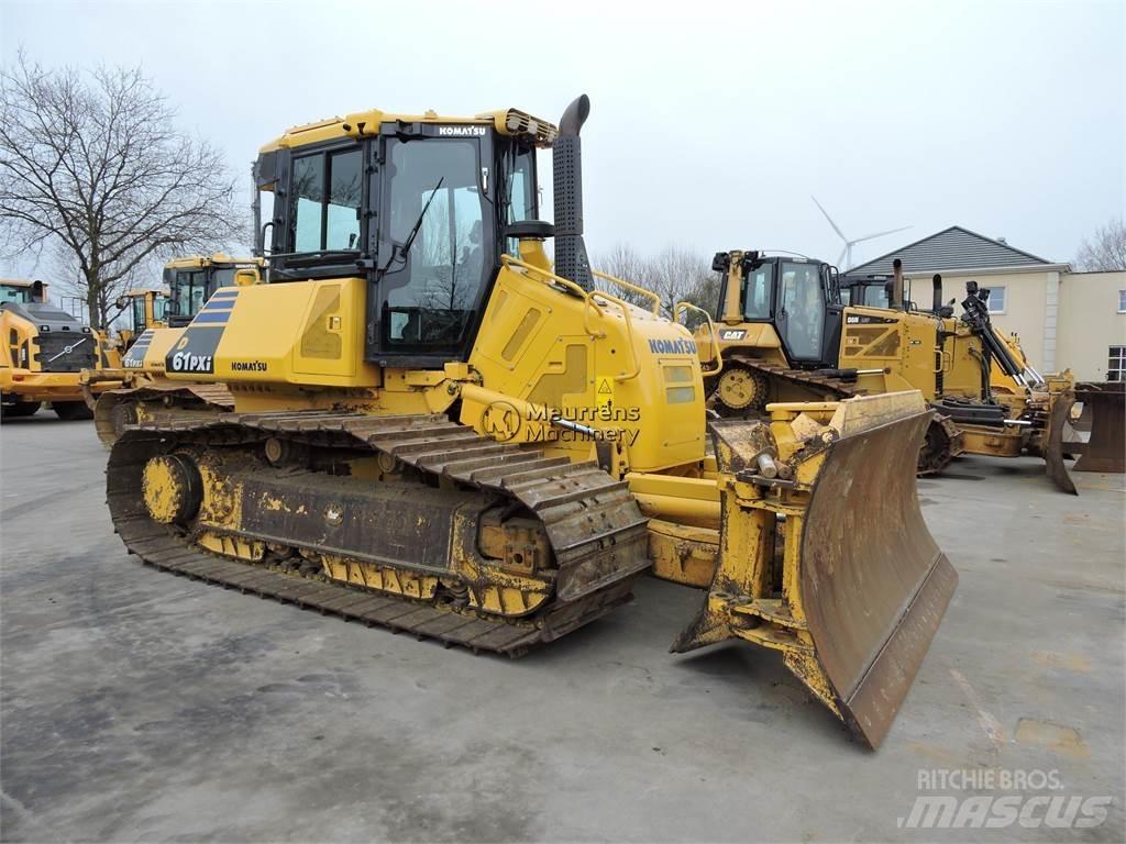 Komatsu D61PXi-23 Buldožeri