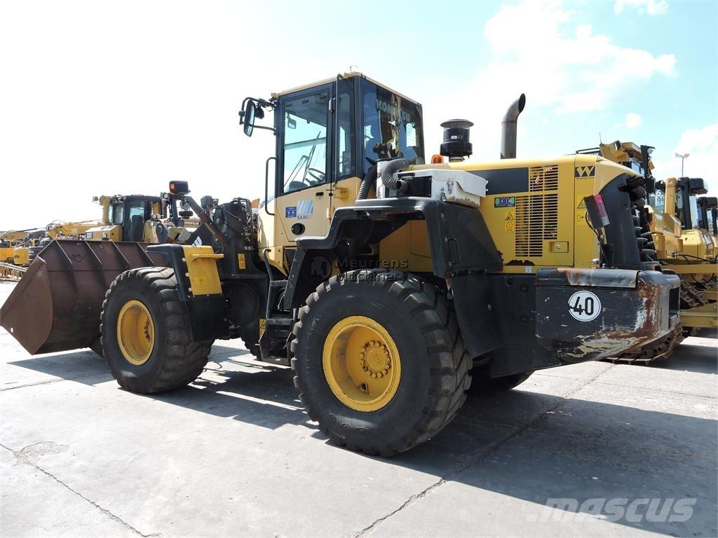 Komatsu WA320 Utovarivači na točkove
