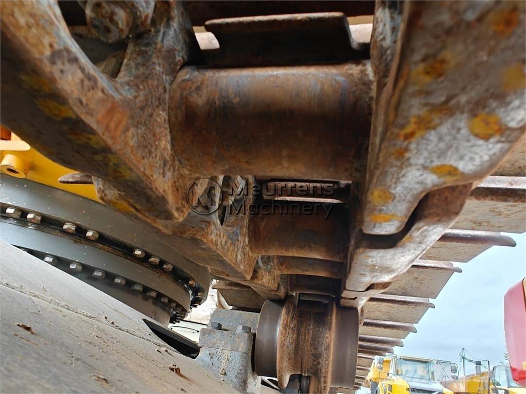 Liebherr R936 NLC Bageri guseničari