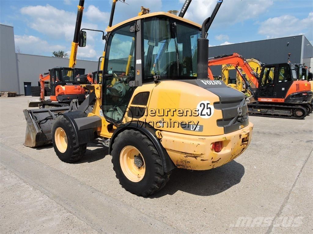 Volvo L25F + FORK Utovarivači na točkove