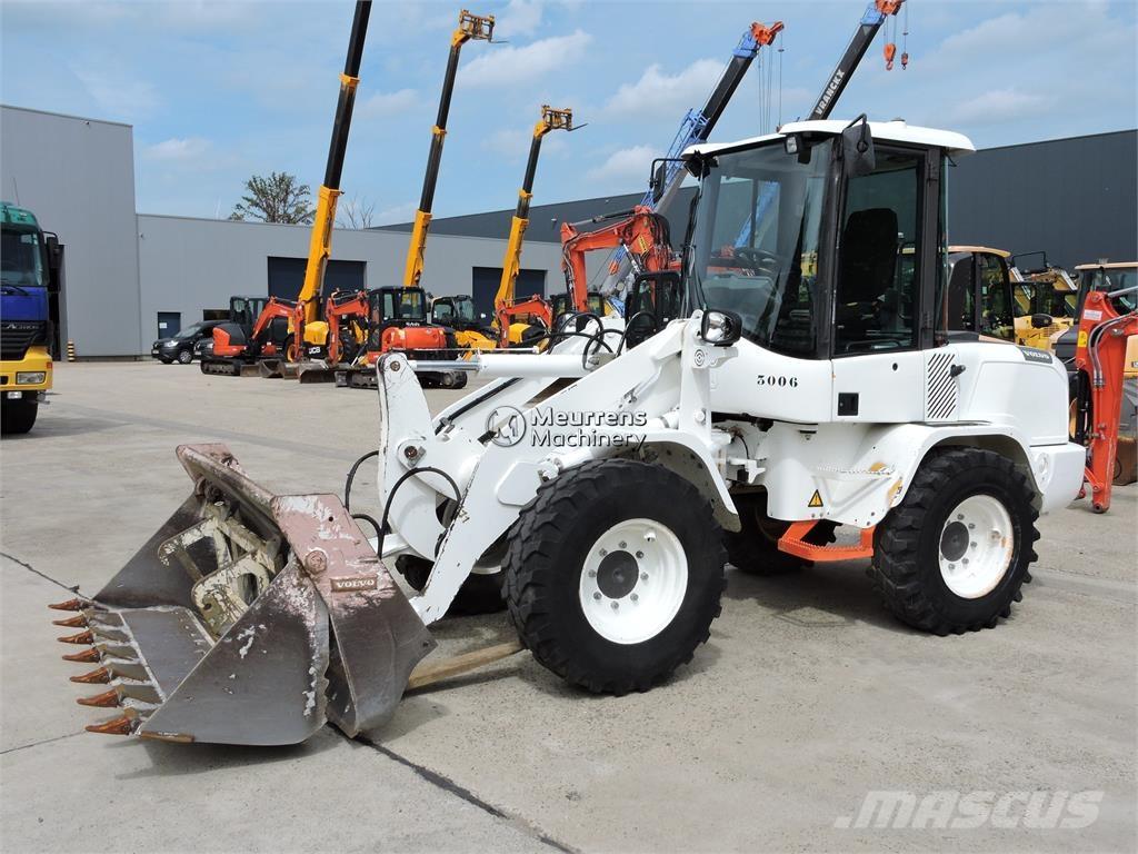 Volvo L30G + FORK Utovarivači na točkove