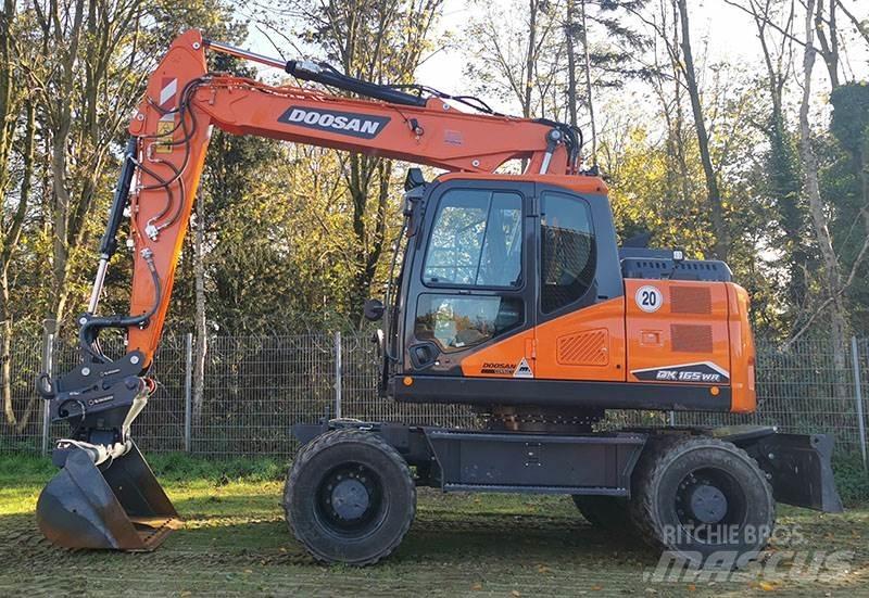 Doosan DX 165 WR-7 Bageri točkaši