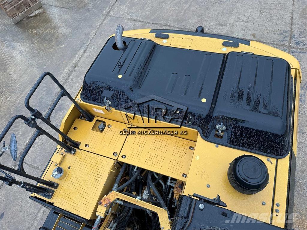 CAT 323 EL Bageri guseničari