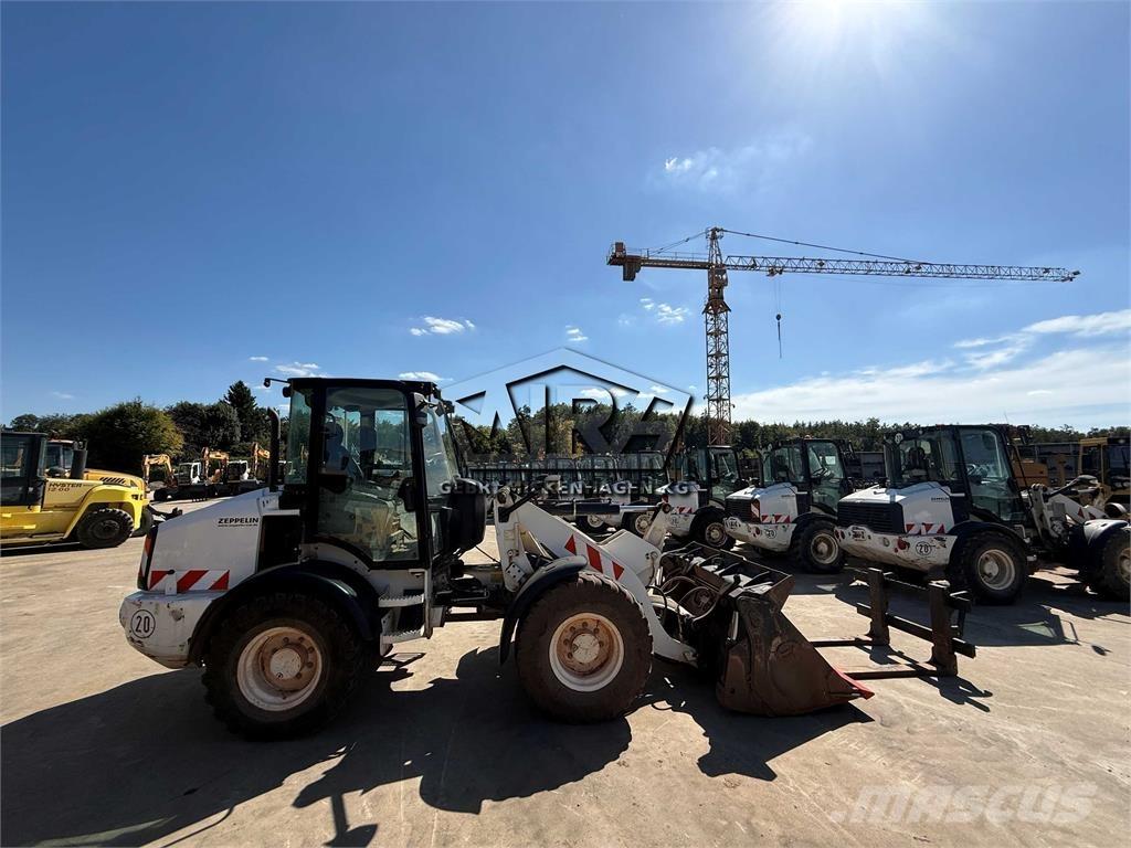 CAT 908 M Utovarivači na točkove