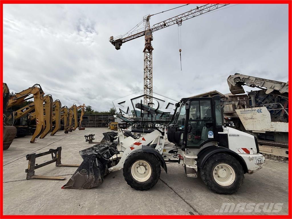 CAT 908 M Utovarivači na točkove