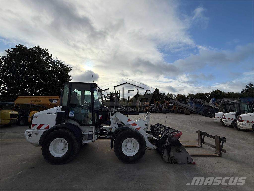 CAT 908 M Utovarivači na točkove